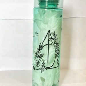 Harry Potter Theme Tracker Water Bottle